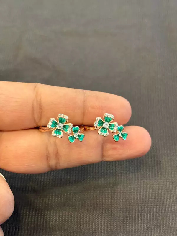 Silver mullai toe ring with rosegold finish