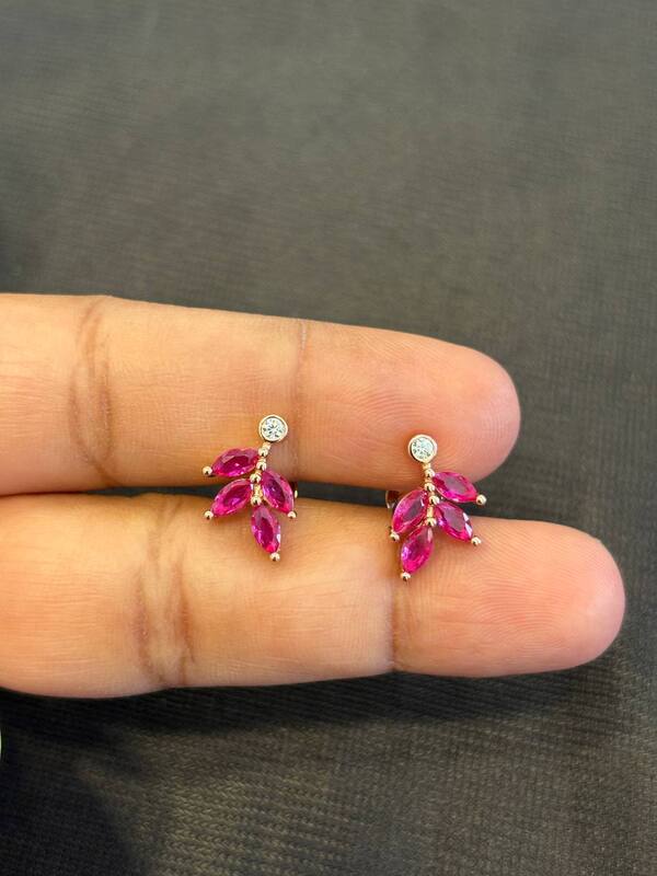 Silver pinky leaf with rosegold finish