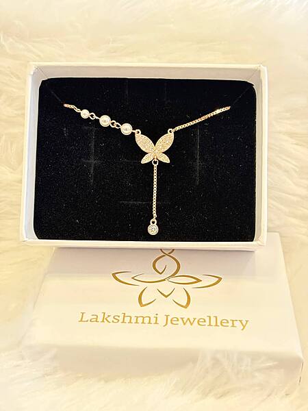 Silver butterflyy chain with rosegold finish