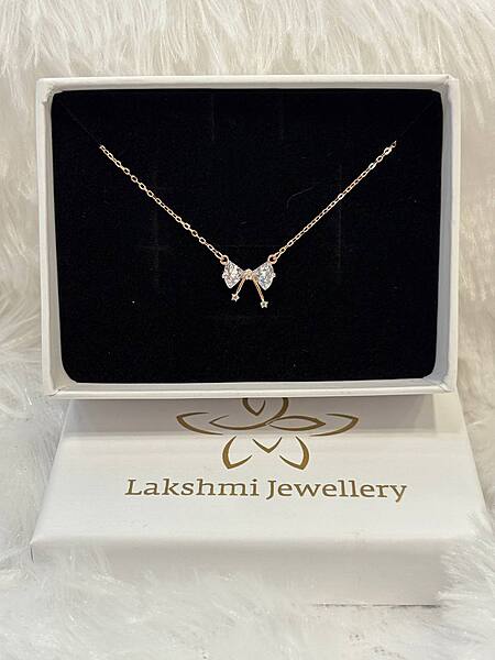 Silver boww chain with rosegold finish