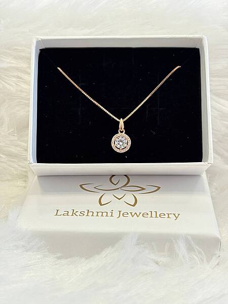 Silver single solitaire chain with rosegold finish