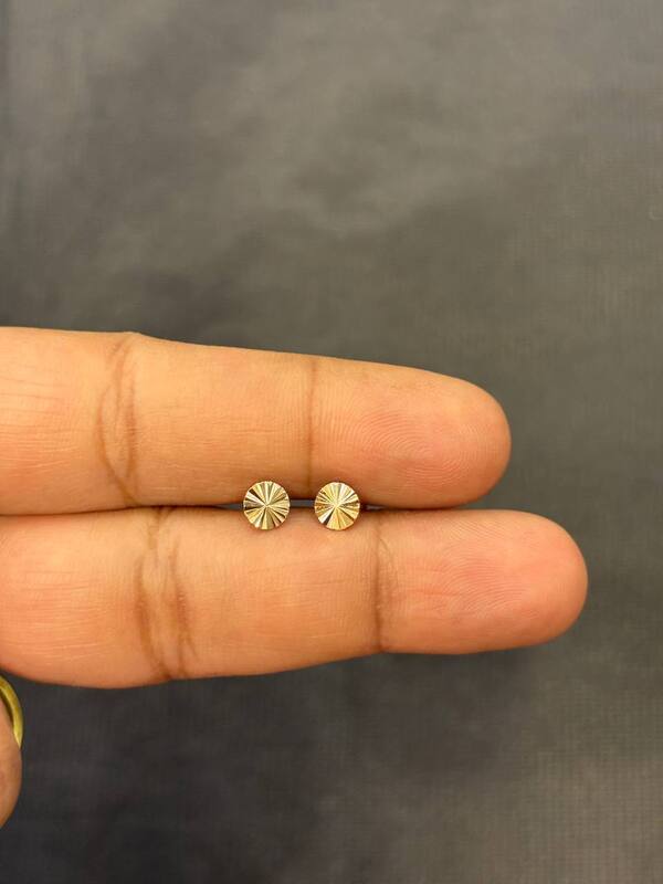 Silver chakra second stud with rosegold finish