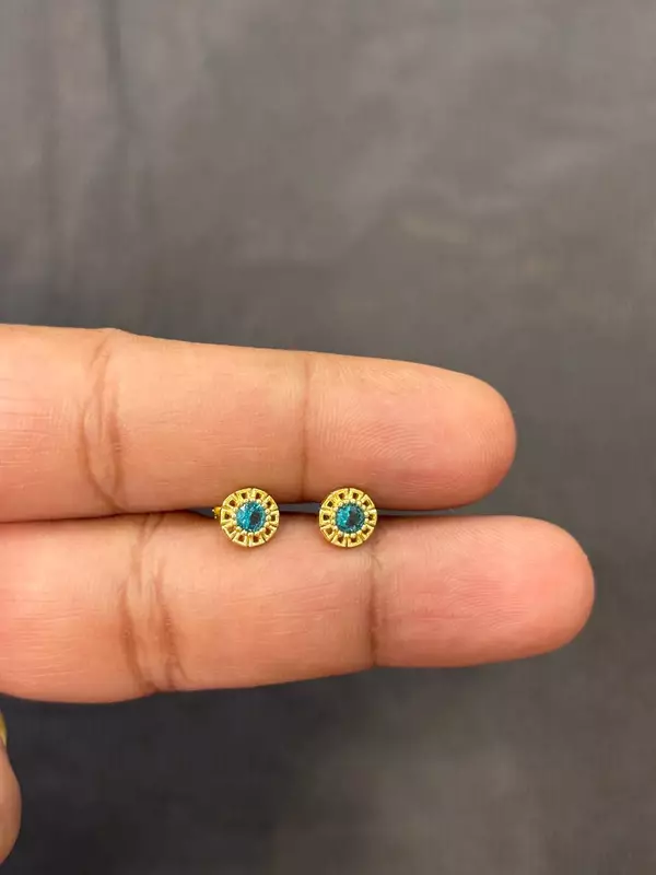 Silver bluie round with gold finish