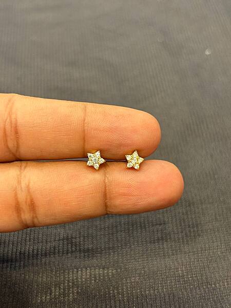 Silver nakshtrra second stud with gold finish