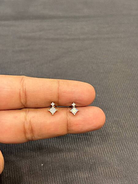 Silver pink marriot second stud with gold finish