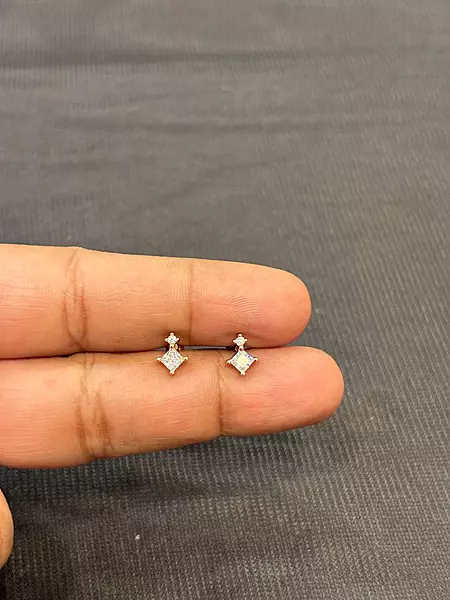 Silver pink marriot second stud with gold finish