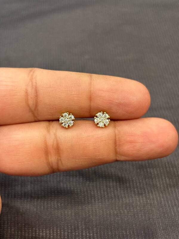 Silver mullai second stud with rosegold finish