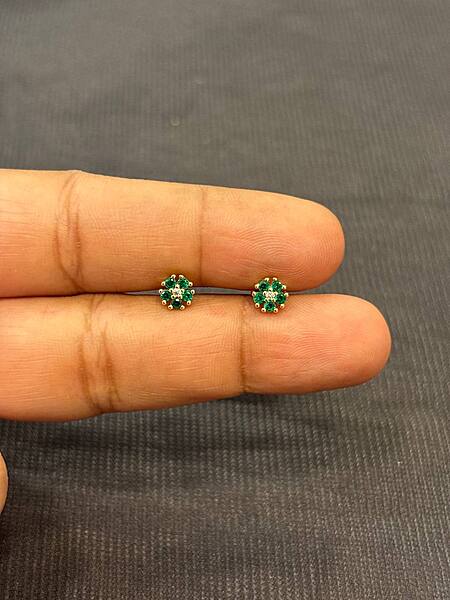 Silver mulai green second stud with rosegold finish