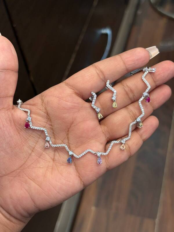 Silver aurila necklace