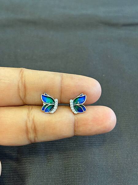 Bluie stone butterfly stud