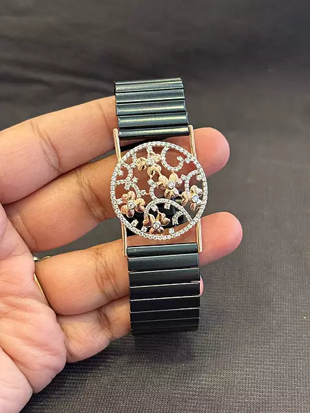 Silver kaveri wrist band