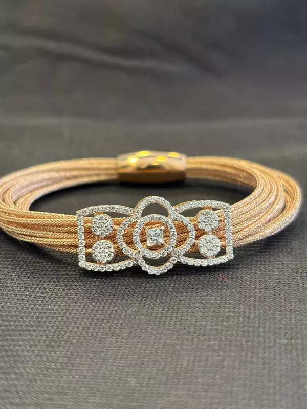 Silver geethika magnetic rope with rosegold finish