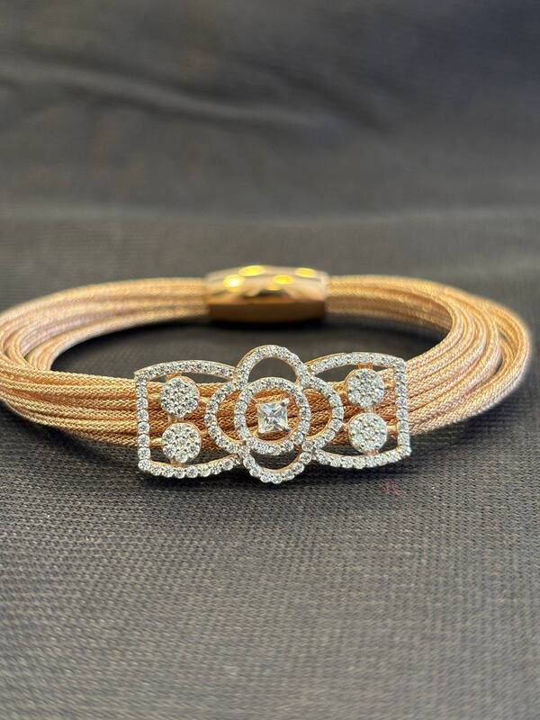 Silver geethika magnetic rope with rosegold finish