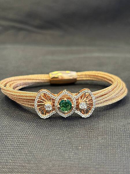 Silver greeny magnetic rope with rosegold finish