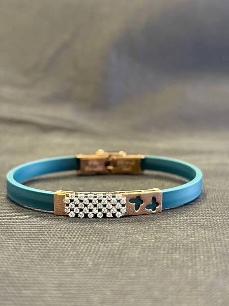 Silver butterfly unisex band with rosegold finish