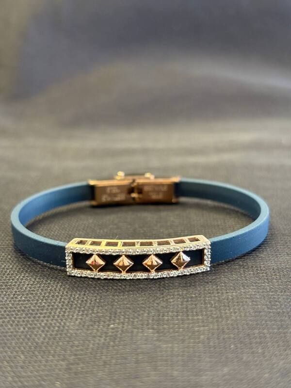 Silver deepa unisex band with rosegold finish