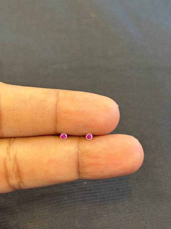 Silver pink dot stud