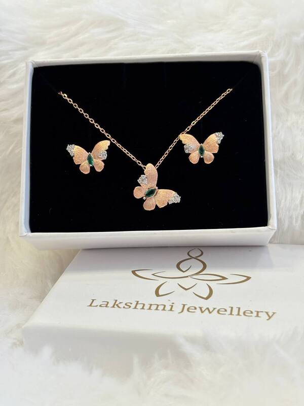 Silver green butterfly pendant set with rosegold finish