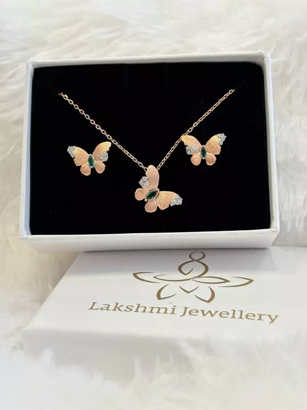 Silver green butterfly pendant set with rosegold finish
