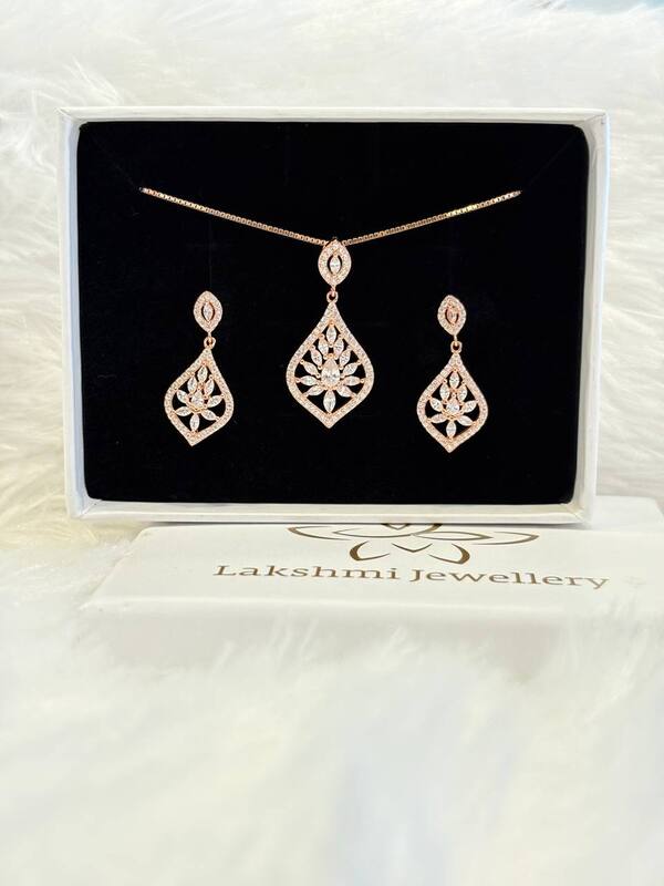 Silver diana pendat set with rosegold finish