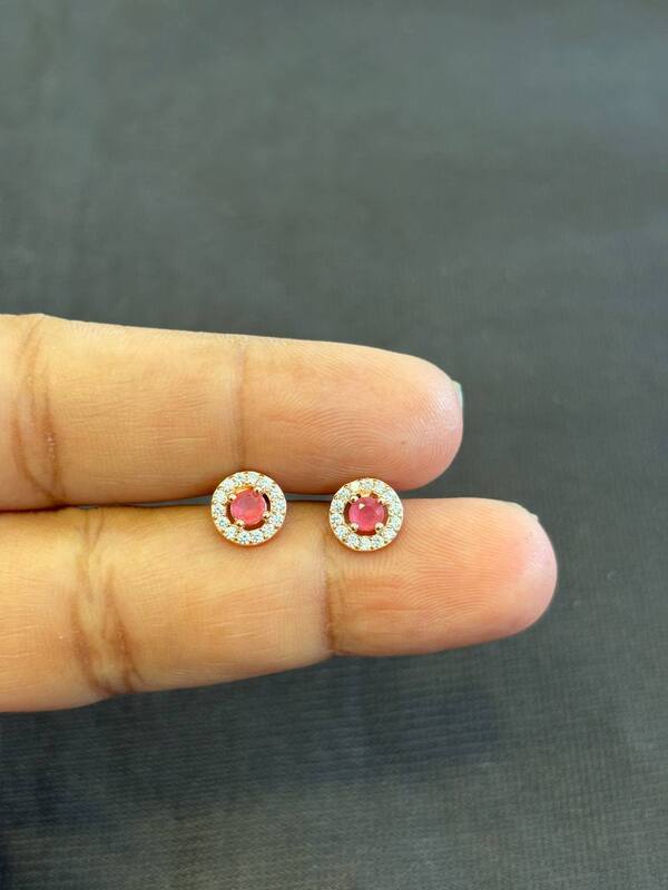 Silver red round stud with rosegold finish