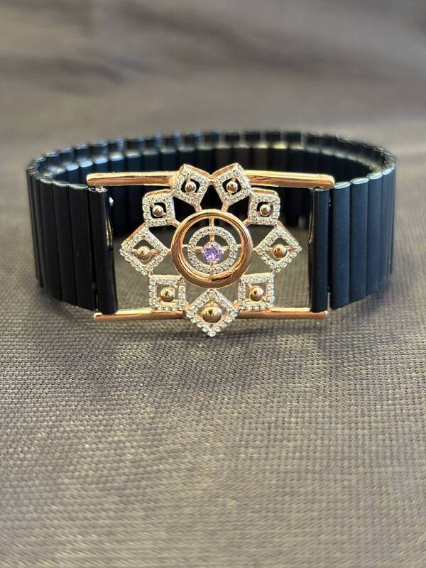 Silver zara wristband with rosegold finish