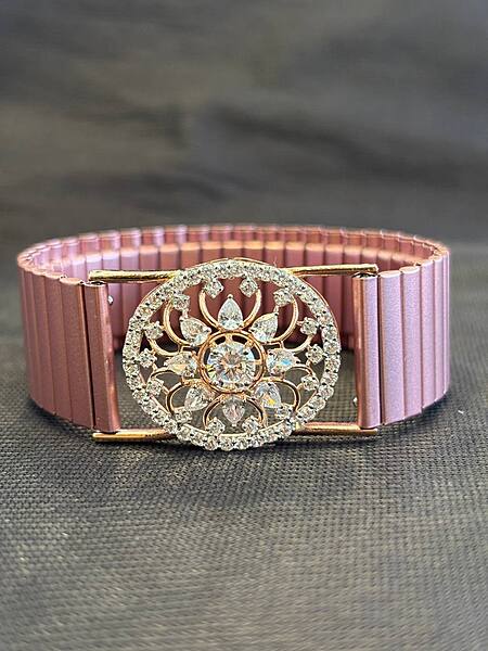 Silver rosy wrist band with rosegold finish