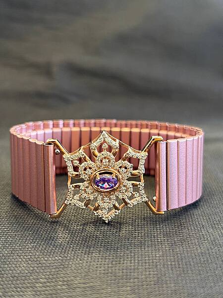 Silver tharika blue wristband with rosegold finish