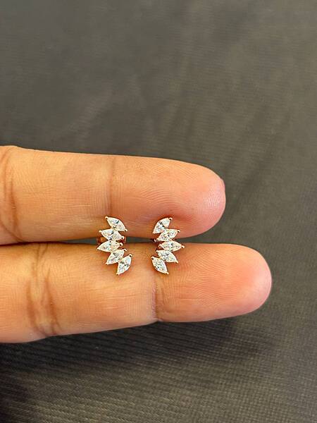 Silver white helix stud with rosegold finish