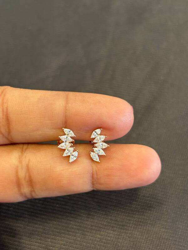 Silver white helix stud with rosegold finish