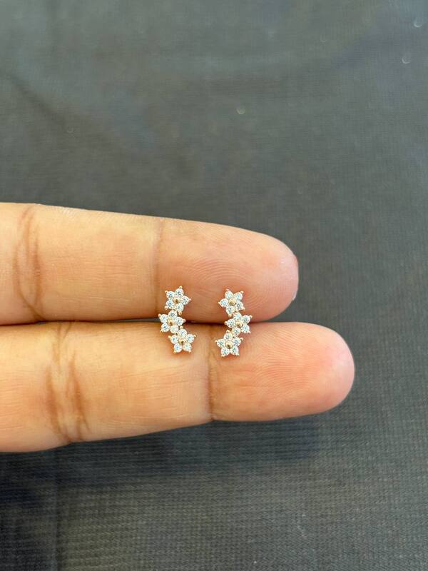Silver tri flower second stud with rosegold finish