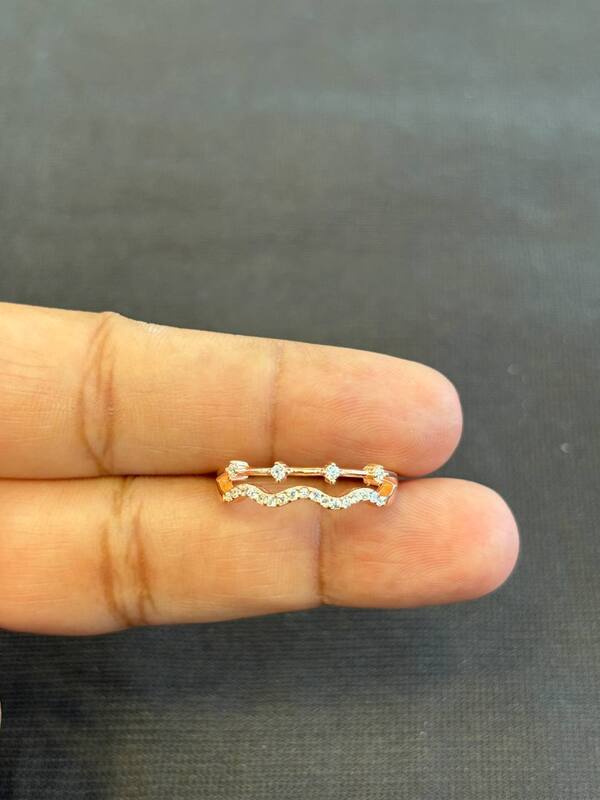 Silver waves adjutable ring with rosegold finish