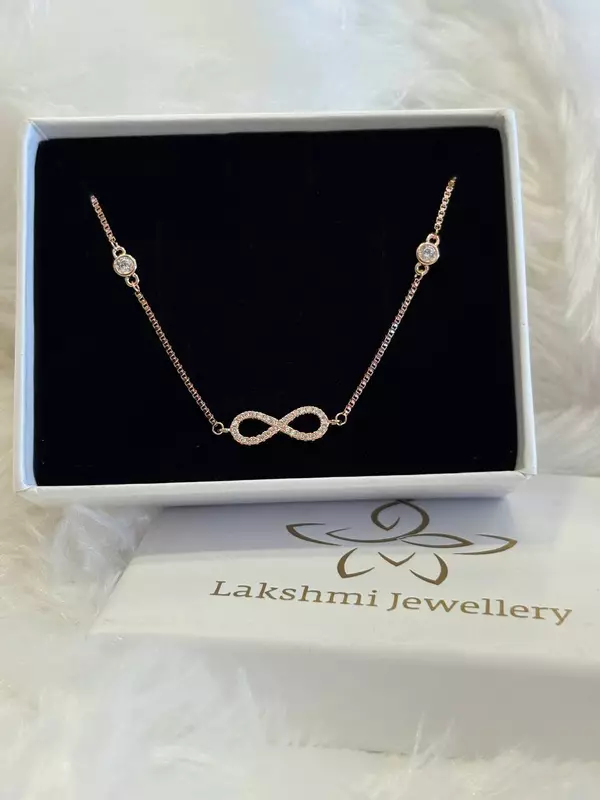 Silver infinity stone with rosegold finish