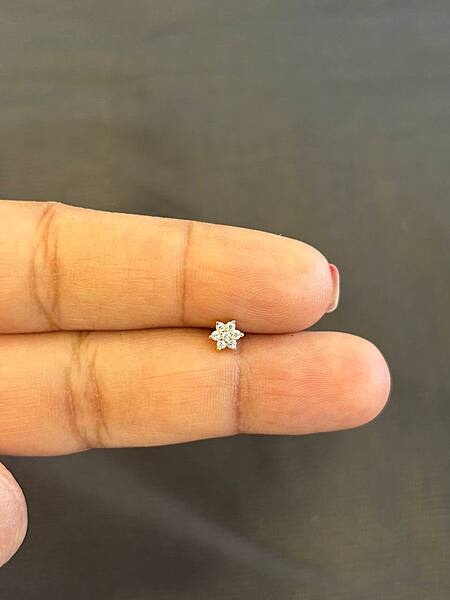 Silver white stone nosepin with rosegold finish  (SINGLE PIECE)