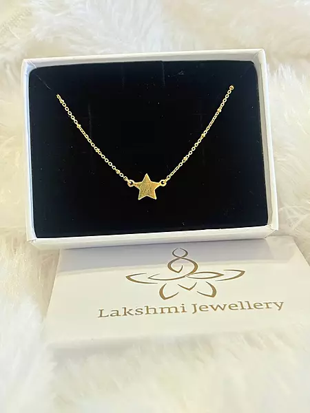 Silver star chain
