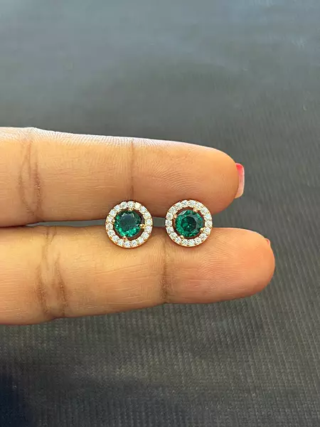 Silver green round coated stud with rosegold finish
