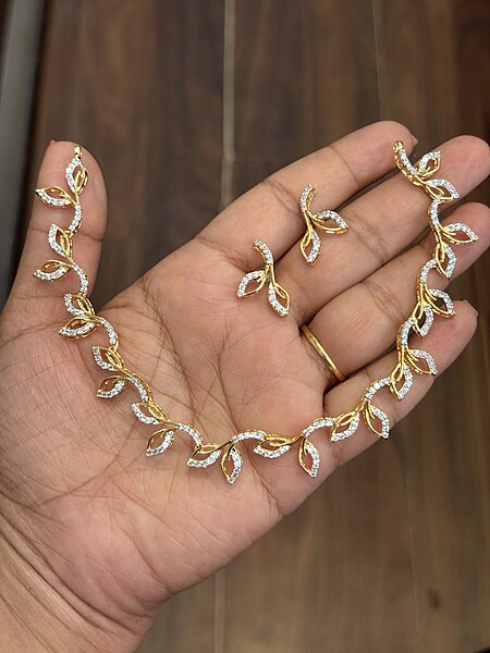 Silver leaf necklace earring with gold finish