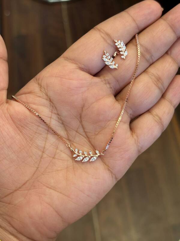 silver alina chain with rosegold finish