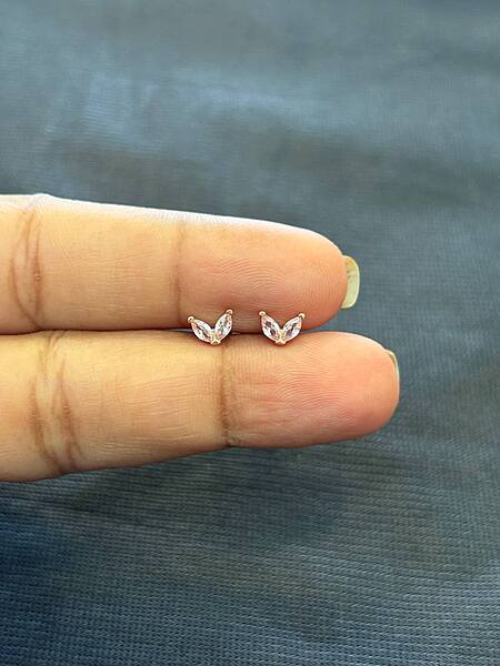 Silver twin pink second stud with rosegold finish