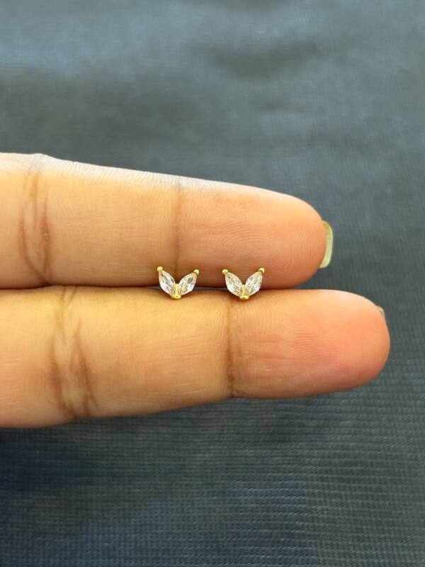 Silver twin pink second stud with gold finish