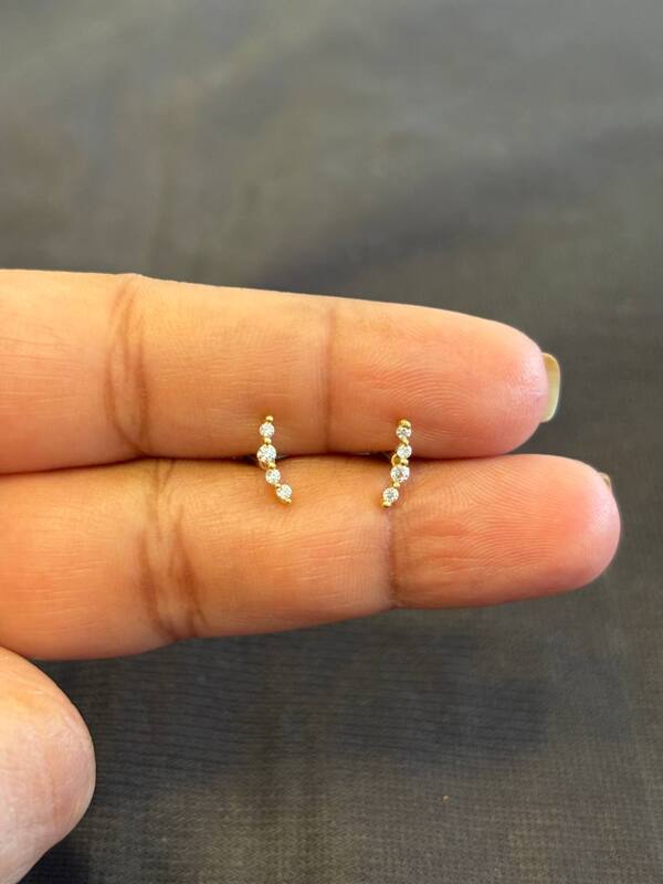 Silver stone helix second stud with gold finish