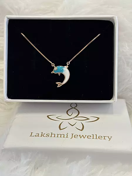 Silver dolphin chain with rosegold finish