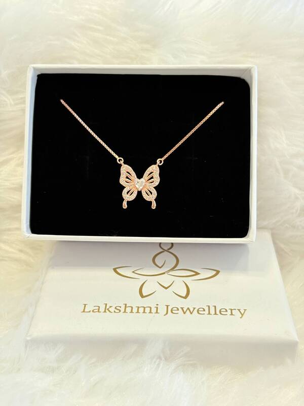 Silver butterflyy1 chain with rosegold finish