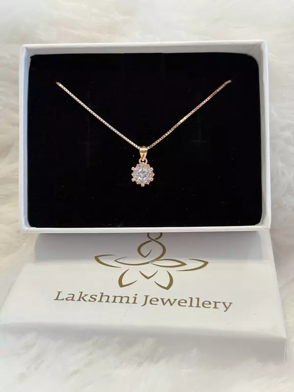 Silver stony chain with rosegold finish