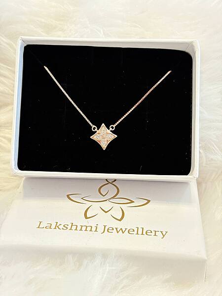 Silver athira chain with rosegold finish