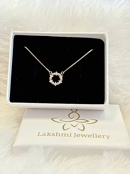 Silver crown chain with rosegold finish