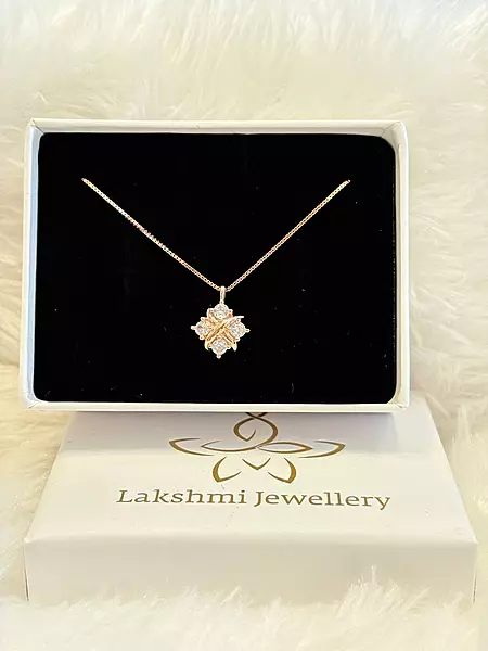 Silver avni chain with rosegold finish