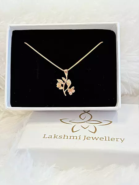 Silver malar chain with roesgold finish