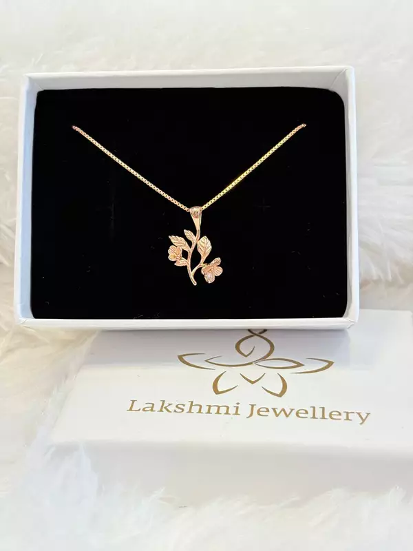 Silver malar chain with roesgold finish
