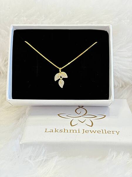 Silver illai chain with gold finish